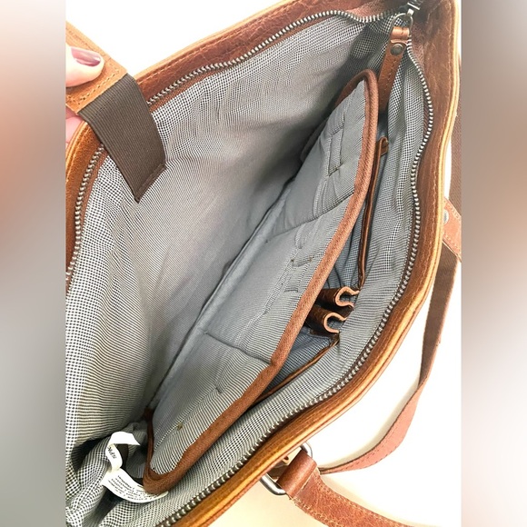 Spikes & Sparrow Leather Bag - Picture 4 of 15